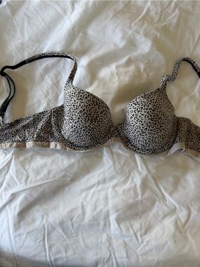 Victoria secret - Leopard Print T-Shirt Bra